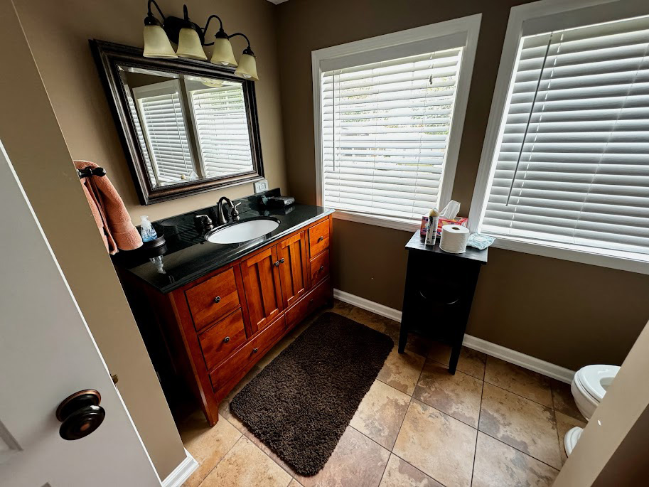 JBs Lake House Bath 1